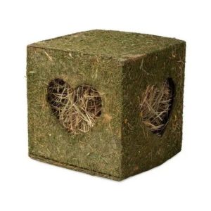 Cubo de Heno relleno con heno y flores